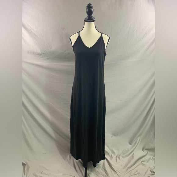 Black Halter Neck Tee Dress - Picture 6 of 8